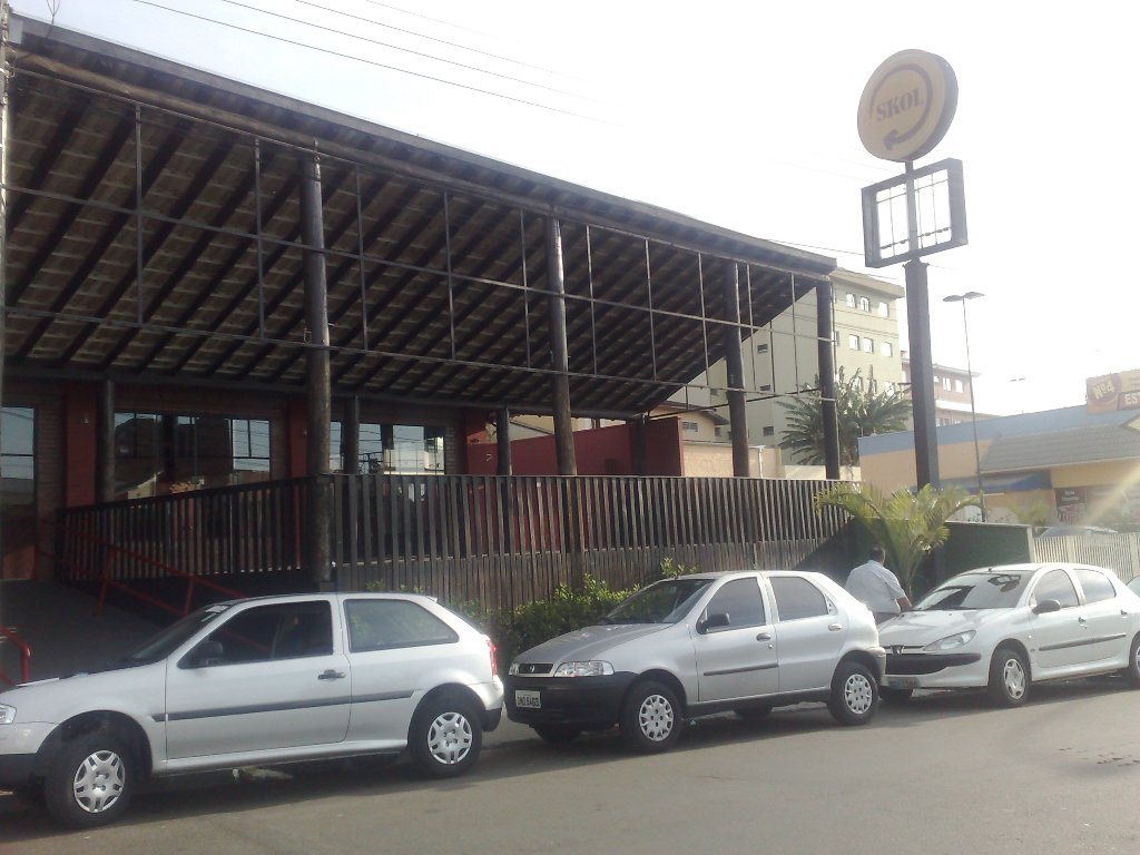Salão Comercial no Parque Arnold Schimidt próximo a USP em São Carlos
